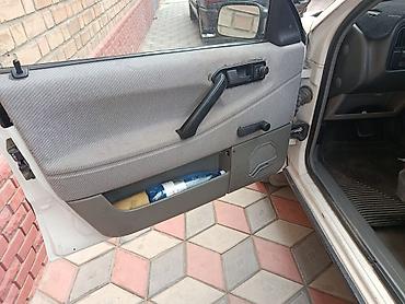 Volkswagen: Volkswagen Passat: 1989 г., 1.8 л, Механика, Бензин, Универсал — 10