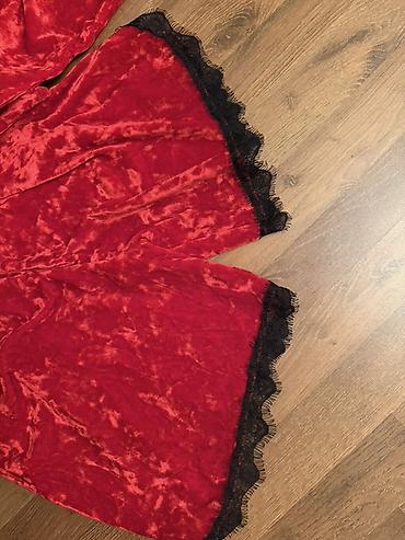 donlar per page 40: Ölçü -M/L. Qırmızı məxmər ev geyimi/pijama dəsti. Dəst 2 hissədən — 5