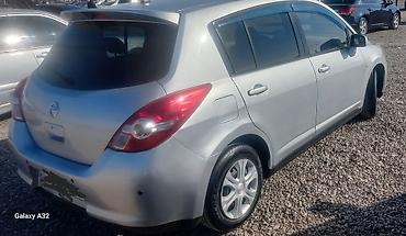 Nissan: Nissan Tiida: 1.5 l | 2011 il Hetçbek — 5