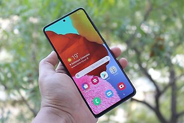 105 7 серия: Samsung Galaxy A51, Б/у, 128 ГБ, цвет - Синий, 2 SIM — 1