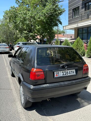 черные гольфы выше колена: Volkswagen Golf: 1994 г., 1.8 л, Механика, Газ, Хетчбек