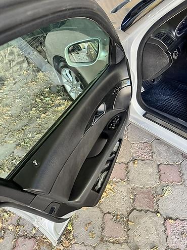 byd e1: Mercedes-Benz E-Class: 2009 г., 2.1 л, Автомат, Дизель, Универсал — 8