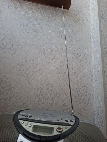 Магнитофоны: Sony CFD-S35CP portativ musiqi mərkəzi - Funksiyalar: CD pleyer