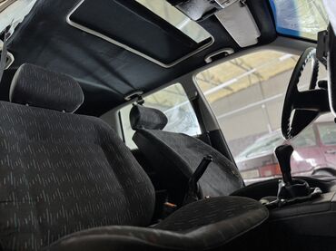 Volkswagen: Volkswagen Golf: 1993 г., 1.6 л, Механика, Бензин, Хэтчбэк — 9