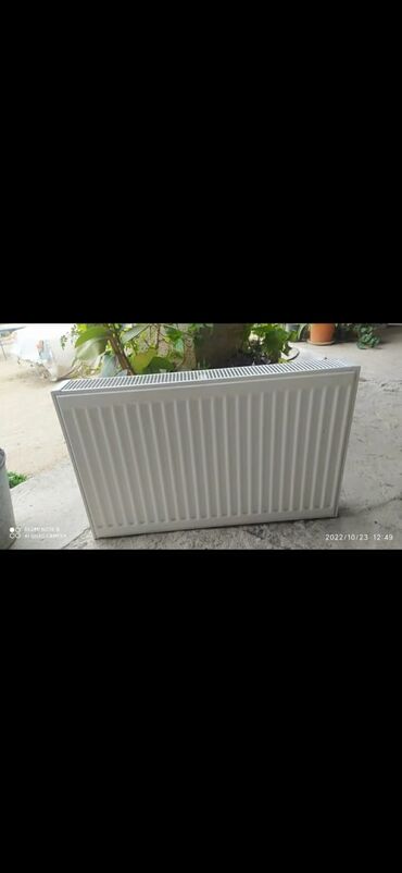 royal radiator qiymeti: 6 eded panel radiatorlar 80 sm ölçüde bir ededi 70 AZN merdekan Fatime
