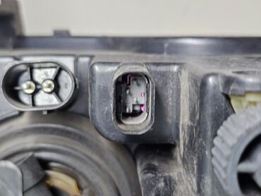 Передние фары: Передняя правая фара BMW 2000 г., Б/у, Оригинал, Германия — 11