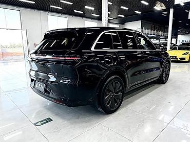 smart plus: Lixiang L6: 2025 г., Автомат, Гибрид — 2