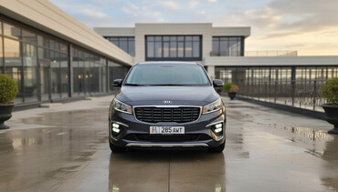 Kia: Kia Carnival: 2019 г., 2.2 л, Автомат, Дизель, Минивэн — 1