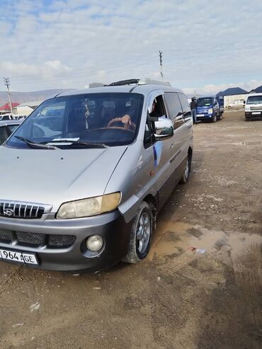 чехол б у: Hyundai Starex: 2000 г., 2.5 л, Механика, Дизель, Минивэн