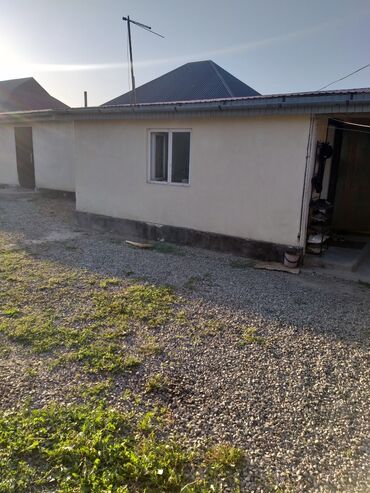 Продажа домов: Времянка, 80 м², 4 комнаты, Собственник, Старый ремонт