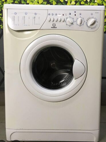 Aristonlar: Paltaryuyan maşın Indesit, 6 kq, İşlənmiş, Avtomat, Qurutma var, Ünvandan götürmə