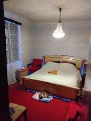 Həyət evləri və villaların satışı: M.Ə. Rəsulzadə qəs. 4 otaqlı, 70 kv. m, Orta təmir — 1