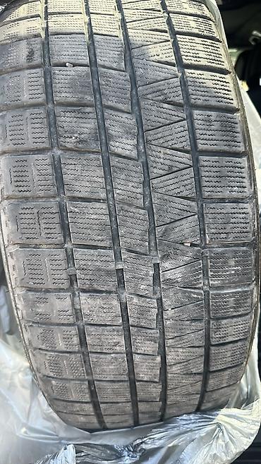 Шины 275 / 40 / R 22, Зима, Б/у, Пара, Легковые