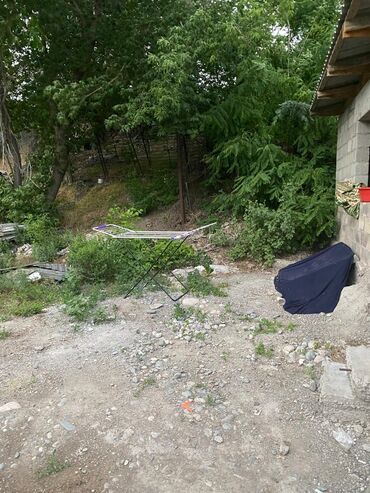 дом по улице бакая бишкек: Дом, 45 м², 2 комнаты, Собственник, Старый ремонт