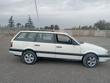 Volkswagen: Volkswagen Passat Variant: 1989 г., 1.8 л, Механика, Бензин, Универсал