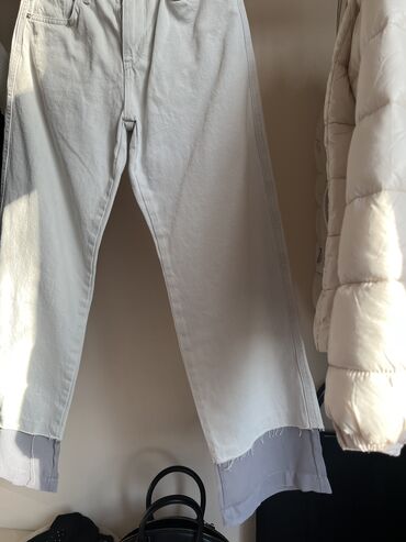 Women's Sneakers and athletic shoes: Zara cins şalvar 
Etek hissesi tül 
Tezedir — 5