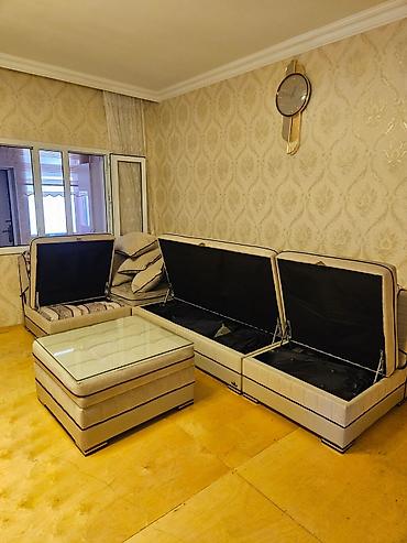 Divanlar: Bazali kunc divan tecili satilir. 340 azn son yeri. Unvan baki xetai — 6