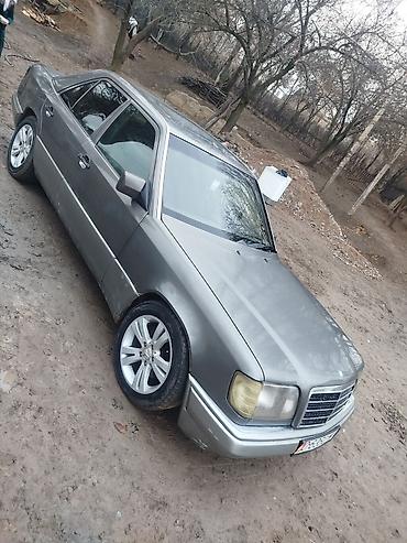 салон мерс 124: Mercedes-Benz W124: 1988 г., Автомат, Седан — 2