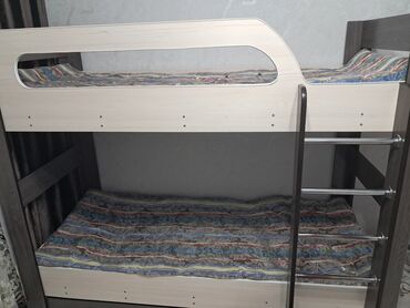 двухъярусная кровать ош: Продаю двухъярусную кровать 🛏️ Покупали недавно за 16 000 сом, в