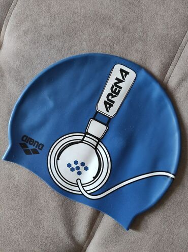 очки arena: Фирменная плавательная шапочка ARENA подойдёт на возраст 7-10 лет