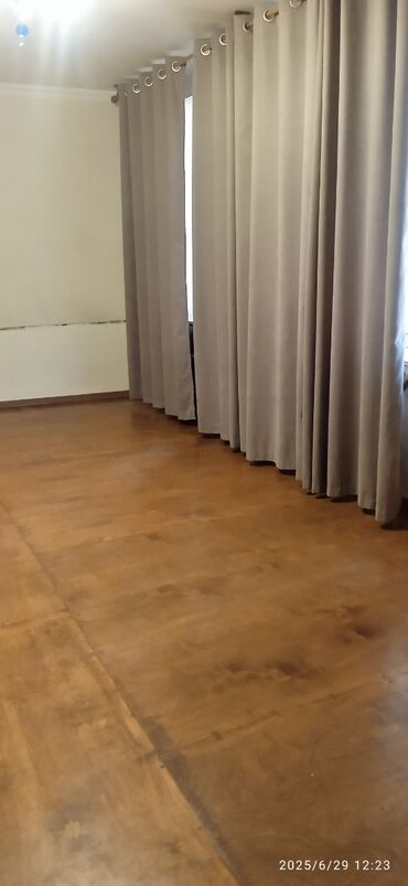 продаю дом рабочий гарадок: 70 м², 2 комнаты