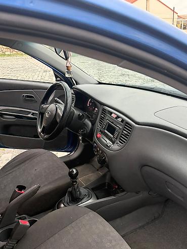 Kia: Kia Rio: 1.4 l | 2009 il Hetçbek — 8
