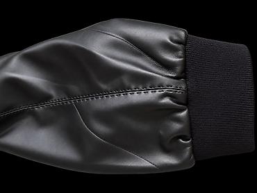 nike tech flecee: Срочно.брал за 4500сом, размер не подошёл - материал: эко-кожа; - — 2