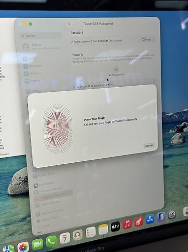 Ноутбуки Apple (MacBook): • MacBook Pro 16 2019 • Intel Core i7 6 CPU • 16GB RAM • 512GB SSD • — 8
