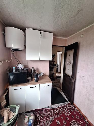 Продажа коттеджей и домов: Продаётся жилой дом с участком. Кара-жыгак Айылы Мектепке балабакчага — 12