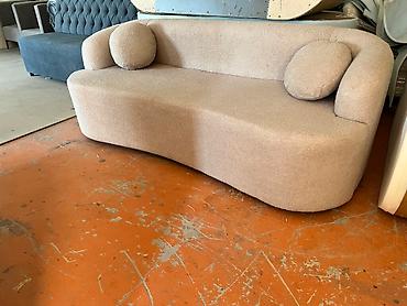 Ремонт, реставрация мебели: Перетяжка мягкой мебели Профессиональная перетяжка и обновление: - — 25