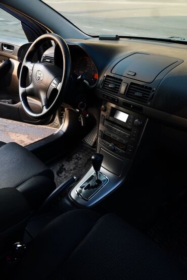 Toyota: Toyota Avensis: 2009 г., 1.8 л, Автомат, Бензин