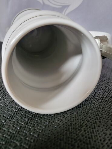 Čaše: Vintaz nemacka porcelanska krigla. Krigla je perfektna na lalafo.rs — 10 Čaše: Vintaz nemacka porcelanska krigla. Krigla je perfektna — 10