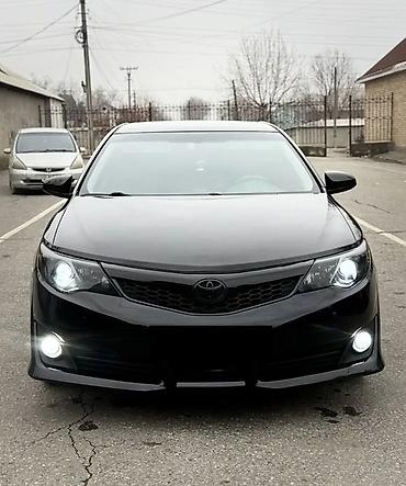 audi s4 2 6: Toyota Camry: 2015 г., 2.5 л, Седан — 2