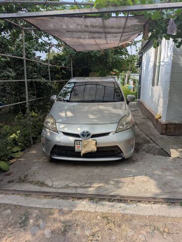 работа в оше продавец: Toyota Prius: 2013 г., 1.8 л, Вариатор, Гибрид, Хетчбек