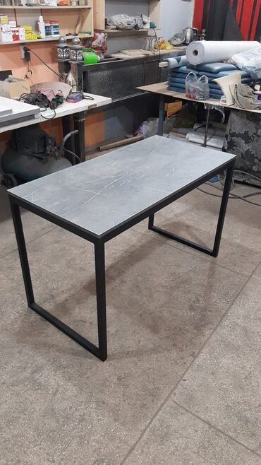 метал стол: Компьютерный Стол, цвет - Серый, Новый