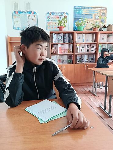 Канцтовары: Ишу квратиру в кызыл кыя рядом с парком — 1