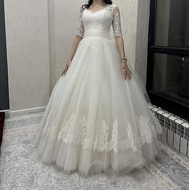 самые пышные свадебные платья: Свадебное платье пышного силуэта (ball gown) - Цвет: молочно‑белый. - — 4