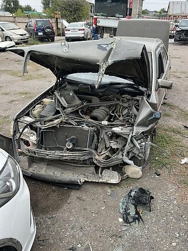 Транспорт: Mercedes-Benz E-Class W124, E320, седан. Задняя часть и салон — 4