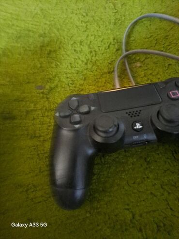 могнитола авто: Игровая консоль Sony PlayStation 4 Pro 1000гига. (чёрная) с двумя