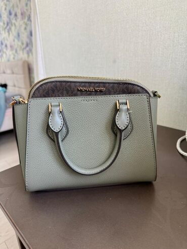 Классические сумки: Пару выходов Сумка Michael Kors (2 в 1) - Форм-фактор: мини-сэтчел +
