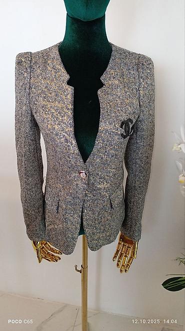 Пиджаки, жакеты: Женская одежда — стильные модели 1) Стеганый жакет с этническим — 13