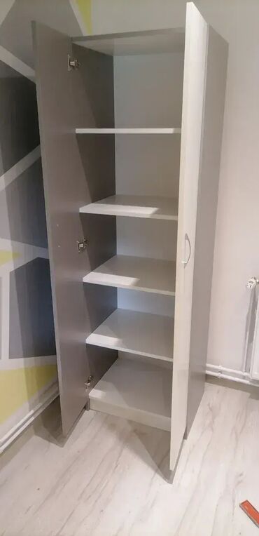 Ormari: Ormari 38 Materijal: Ormar se izrađuje od univera debljine 18mm u — 11