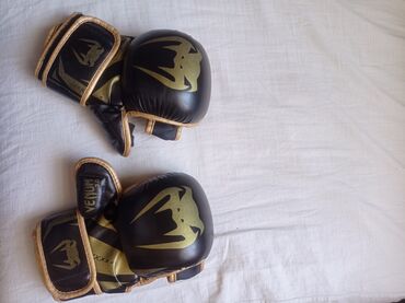 bokus elcekleri: MMA Sparing əlcəyi 35 manata alınıb 25 manata satılır az işlənib