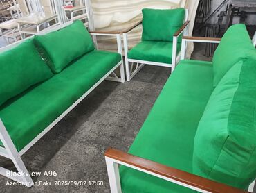 Çarpayılar: Balkon üçün, Yeni, Açılmayan, Dördbucaq masa, 2 stul