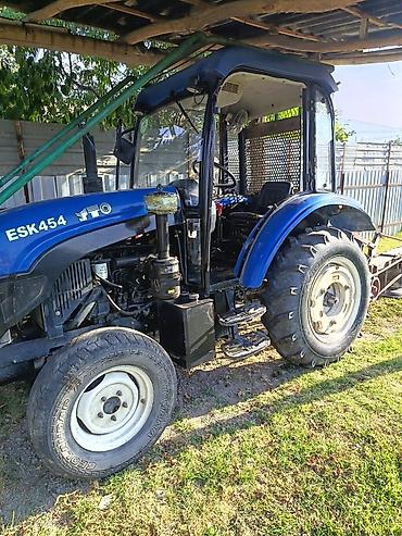 YTO ESK454 traktor - Model: YTO ESK454 (4x4) - Rəng: Mavi - Kabinli lalafo.az -da YTO ESK454 traktor - Model: YTO ESK454 (4x4) - Rəng: Mavi - Kabinli