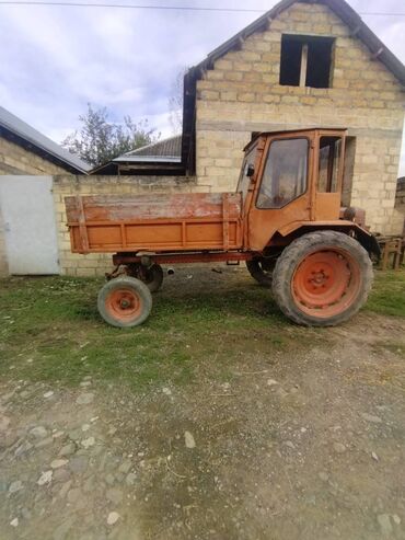 traktor lapetləri: Satilir T-16 Traktor Butun senedleri var Sigortasi nomresi bar tecili