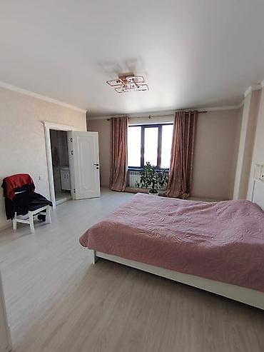 Продажа коттеджей и домов: Продается 3х уровневый кирпичный таунхаус в районе Ак орго • Локация — 1