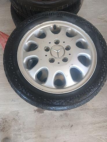gume 8.25 15: Alu felna Mercedes + zimska guma - Originalna aluminijumska felna — 1