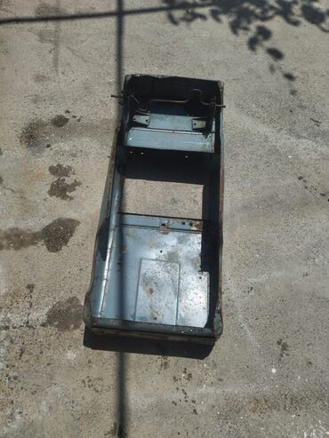 Игрушки: Продаю кузов от детской машины ссср цена за всё — 2