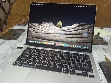 apple mac pro fiyat: Apple M2, 8 ГБ ОЗУ, 13.5 "